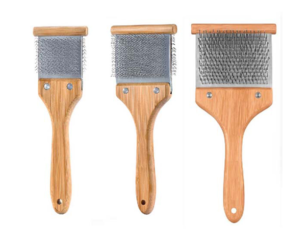 Flexible double sided pet brush